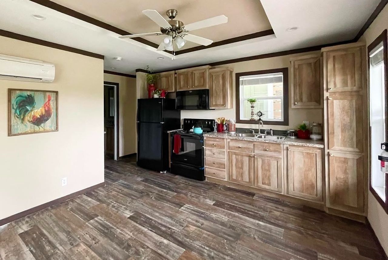 399 sq.ft RV - Image 3