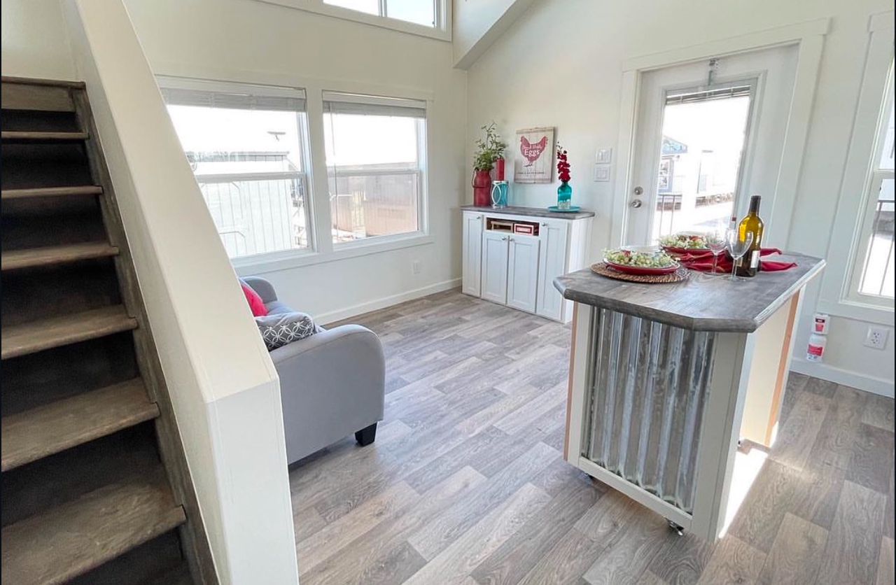 399 sq.ft RV - Image 8