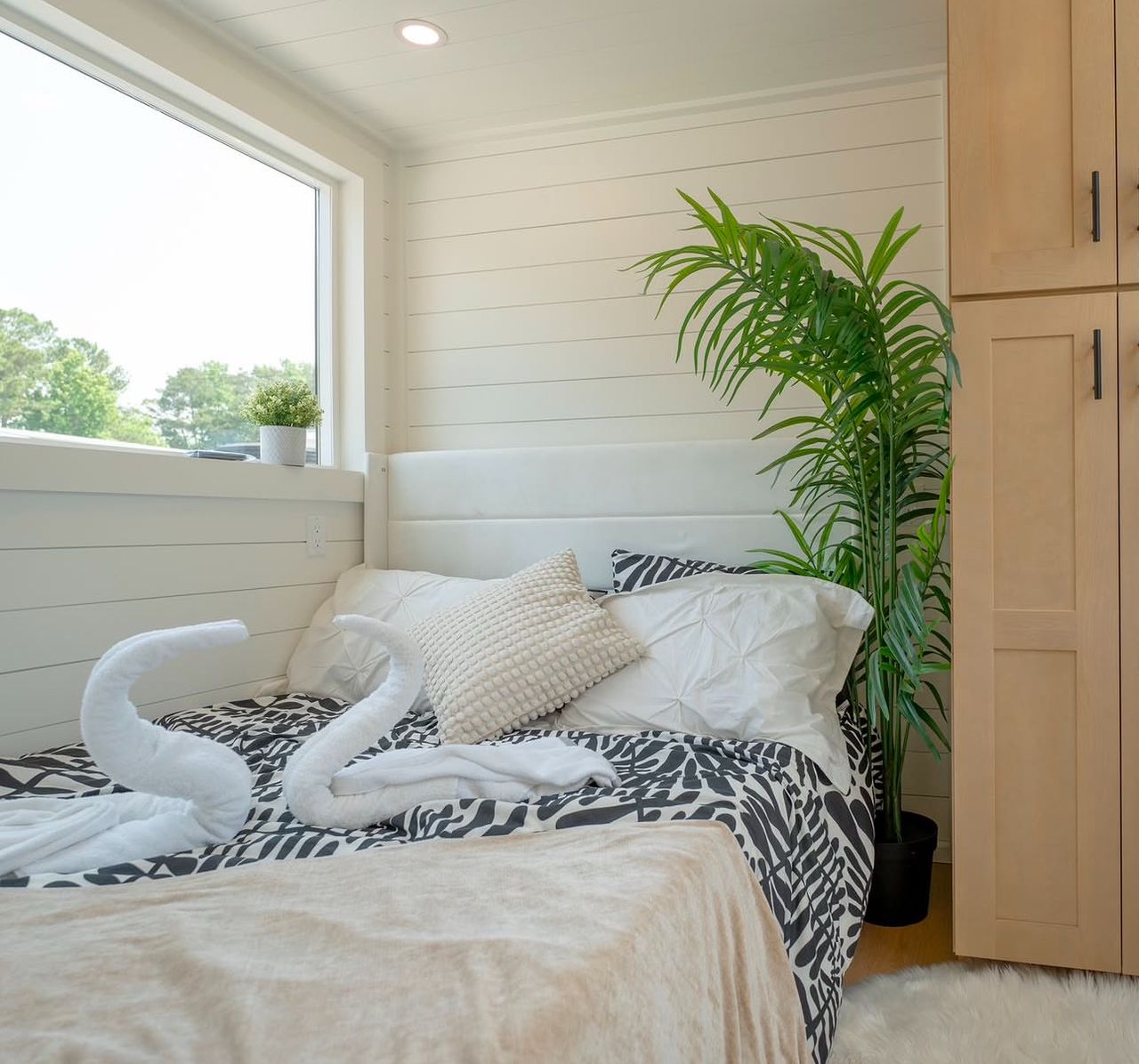 204 sq.ft. - Image 7