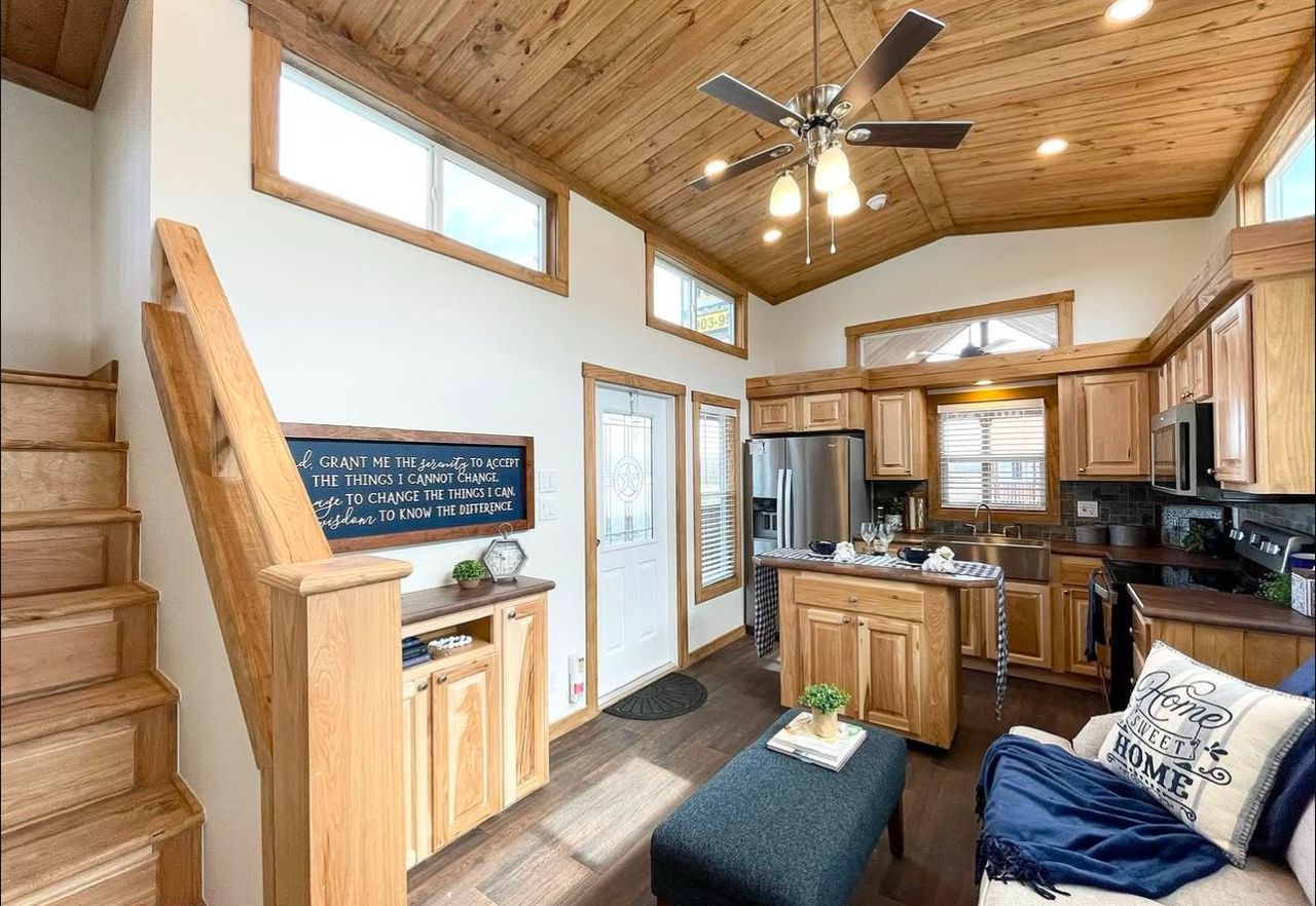 399 sq.ft. RV - Image 2