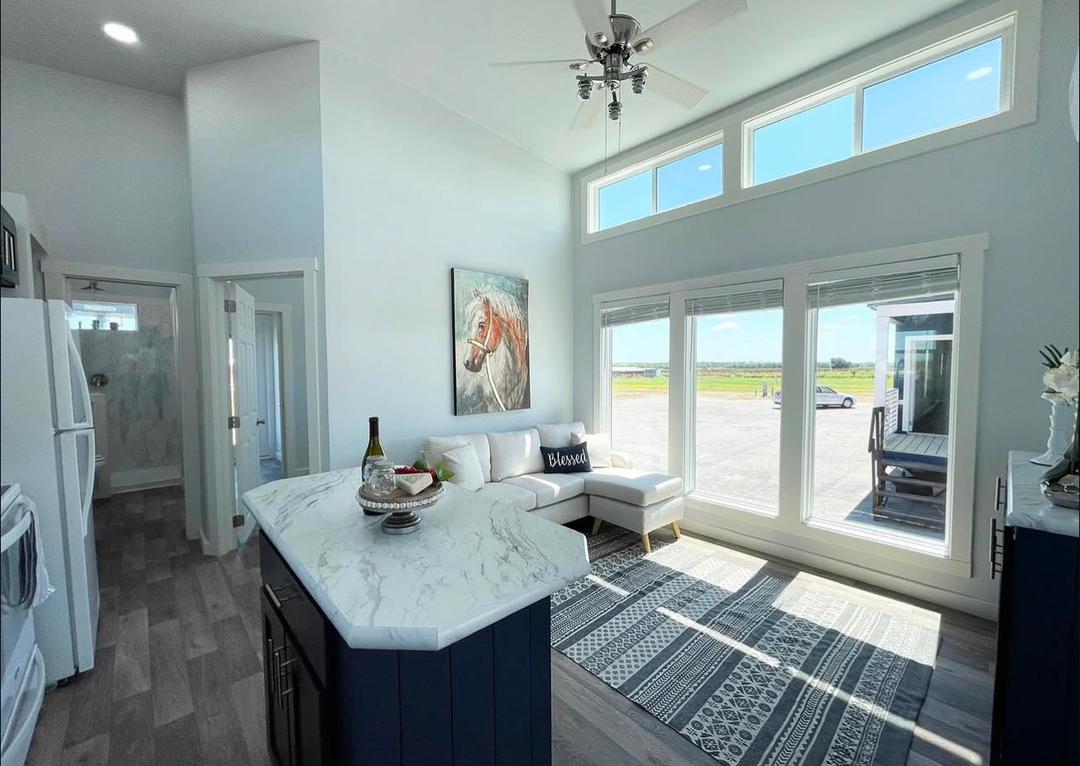 399 sq.ft RV - Image 6