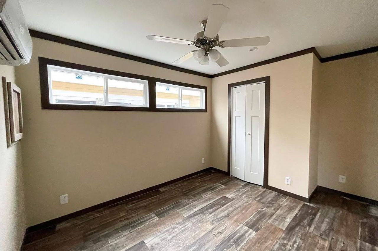 399 sq.ft RV - Image 6