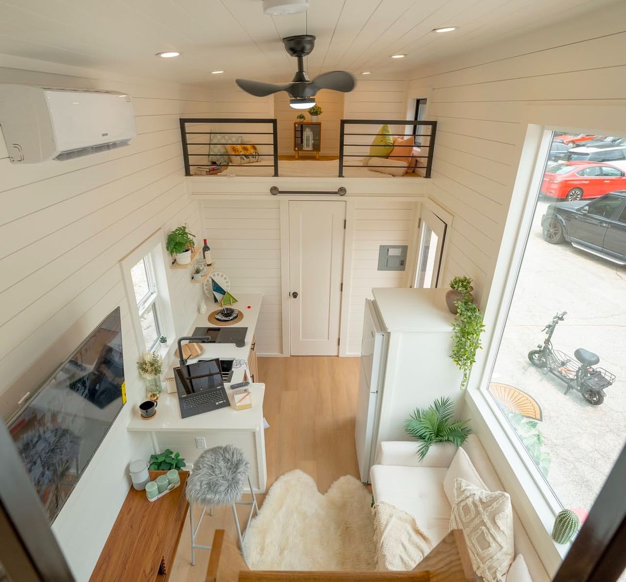 204 sq.ft. - Image 6