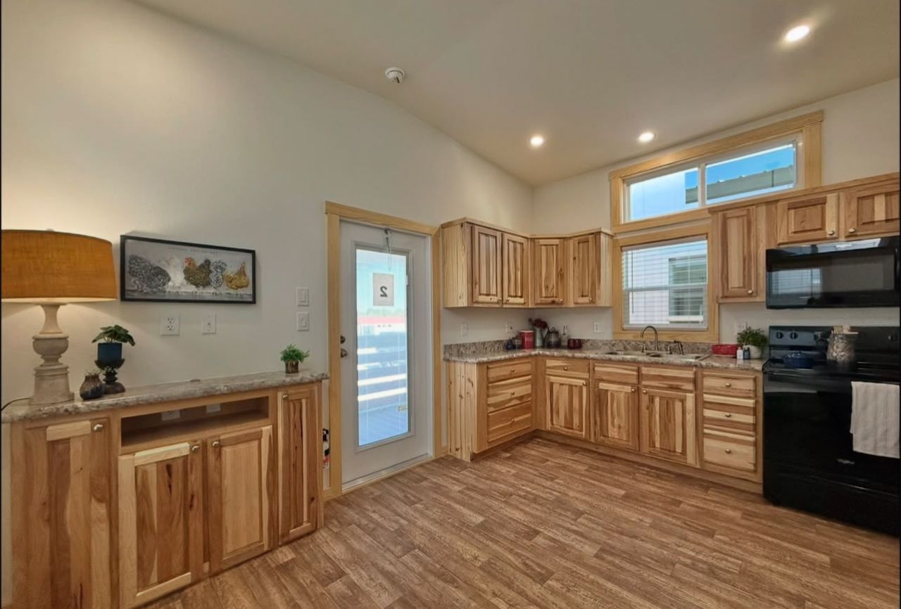 399 sq.ft RV - Image 8