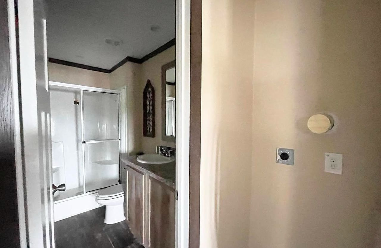 399 sq.ft RV - Image 2