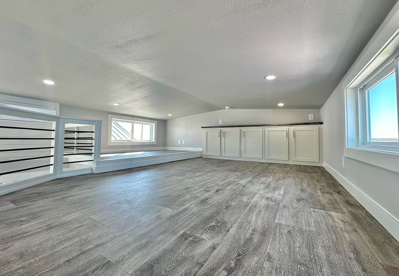 399 sq.ft. RV - Image 2